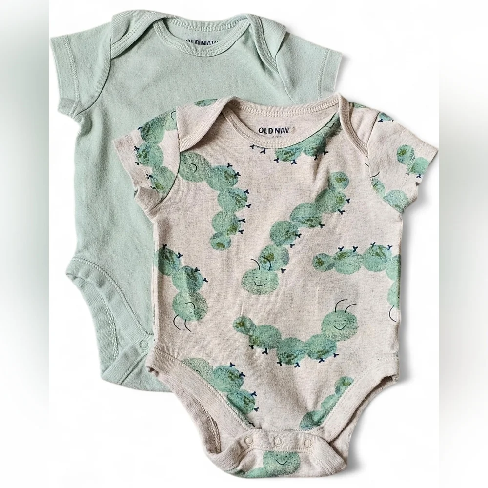 Old Navy 2 Pack Bodysuit Set Size 0–3M